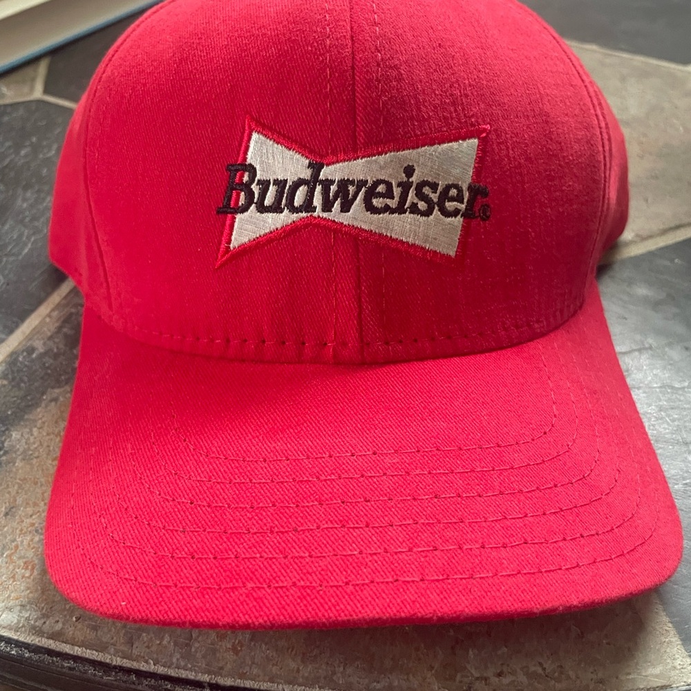 Budweiser Red Cap